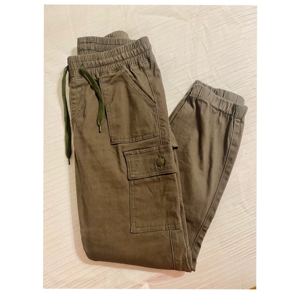 Jeans military green